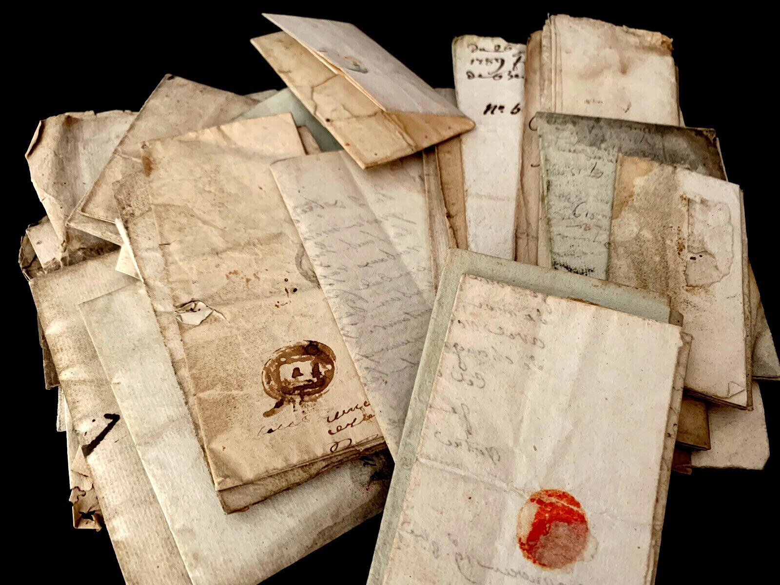 Antique Manuscripts (1500s–1800s)