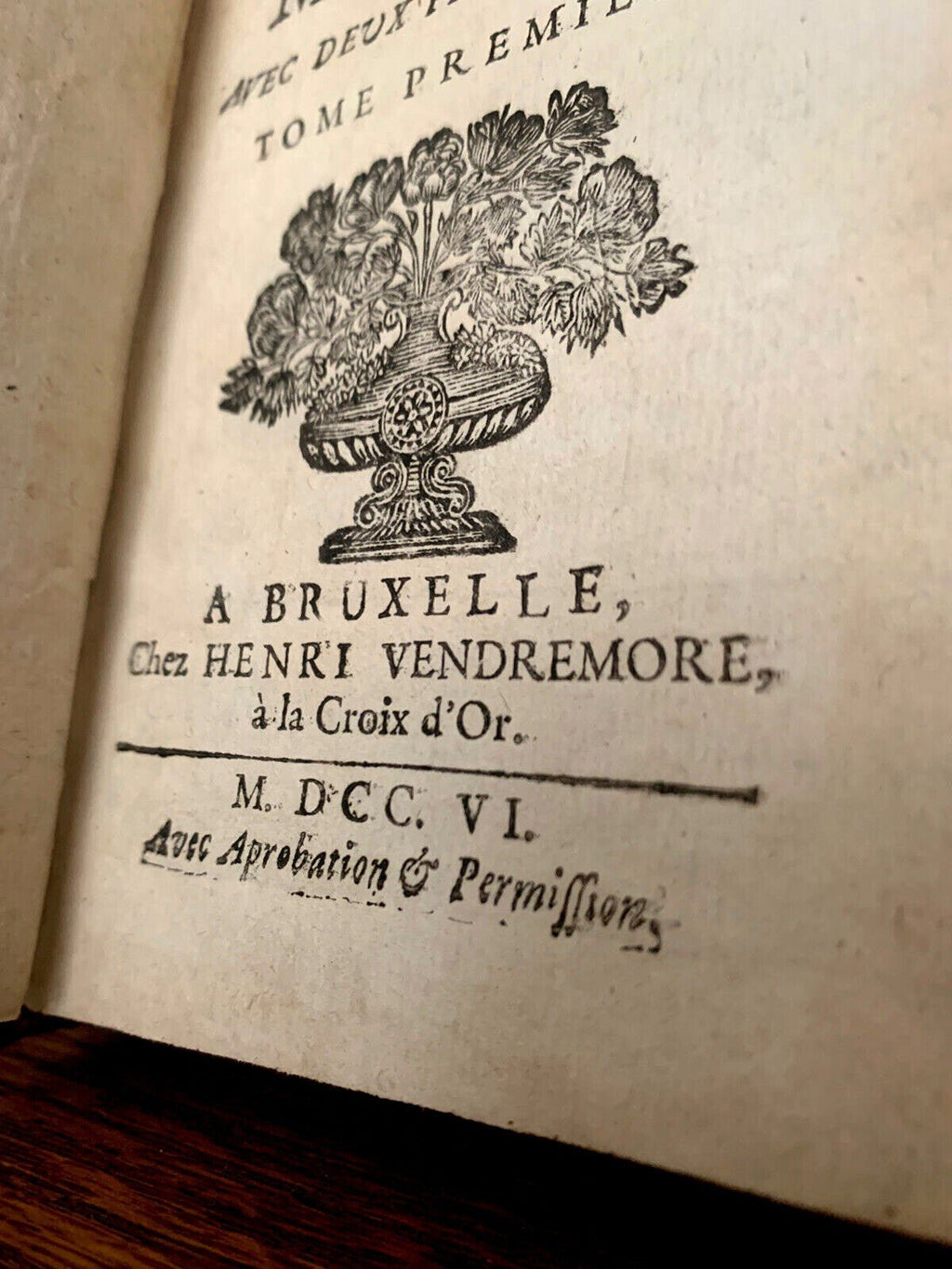 Close-up of a title page with the printing date.